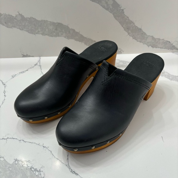 UGG Womens Kay Leather Studded Clogs, Size 10 - Picture 2 of 7